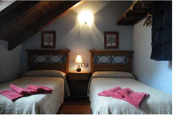 Borda Felices Broto Quarto foto